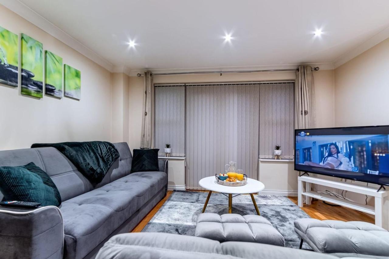 The Baldwin By Incredible Stay Peterborough Buitenkant foto